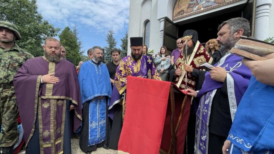Епископ Јустин служио опело генералу Божидару Делићу