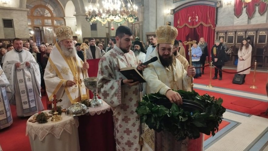 Света архијерејска Литургија на Крстовдан у Саборној цркви