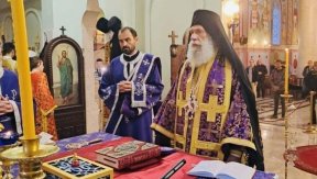 Епископ Алексеј богослужио у цркви Светог Александра Невског  (ФОТО)