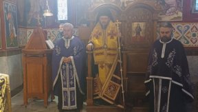 Епископ Доситеј служио Прво бденије у  цркви Светог Илиje у Мириjeву (ФОТО)