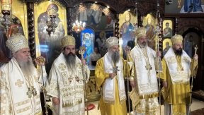 Патријарх и Архијереји богослужили у храму на Бежанијској Коси