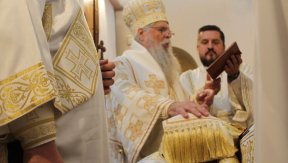 Епископ јенопољски Никон служио у Цркви Св. Луке у Крњачи